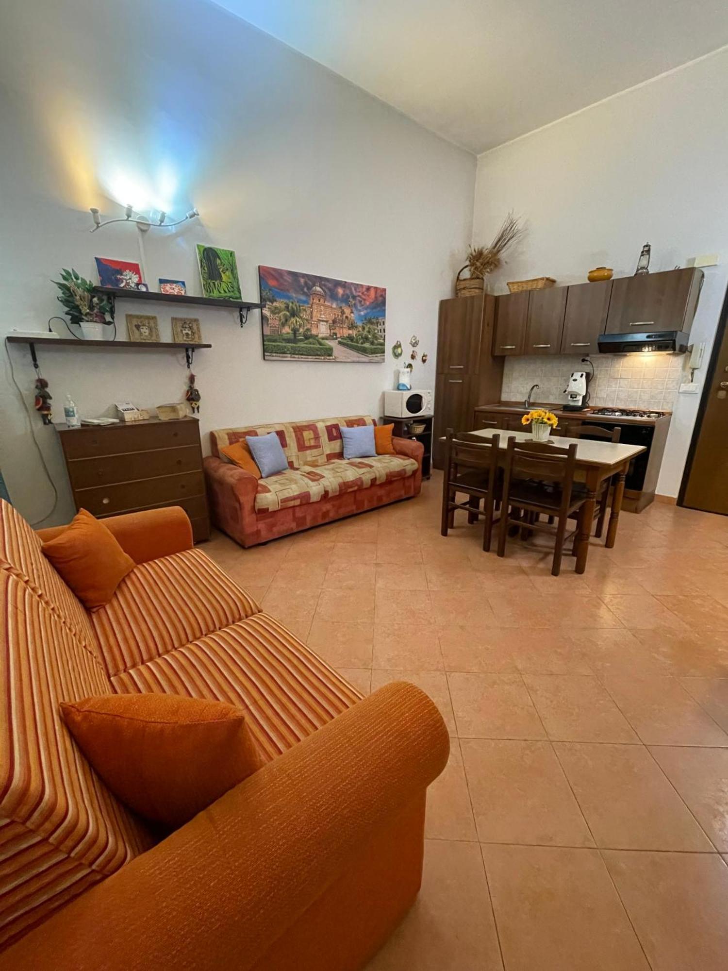 Hola Cathedral House Cadorna Apartment Palermo Bagian luar foto