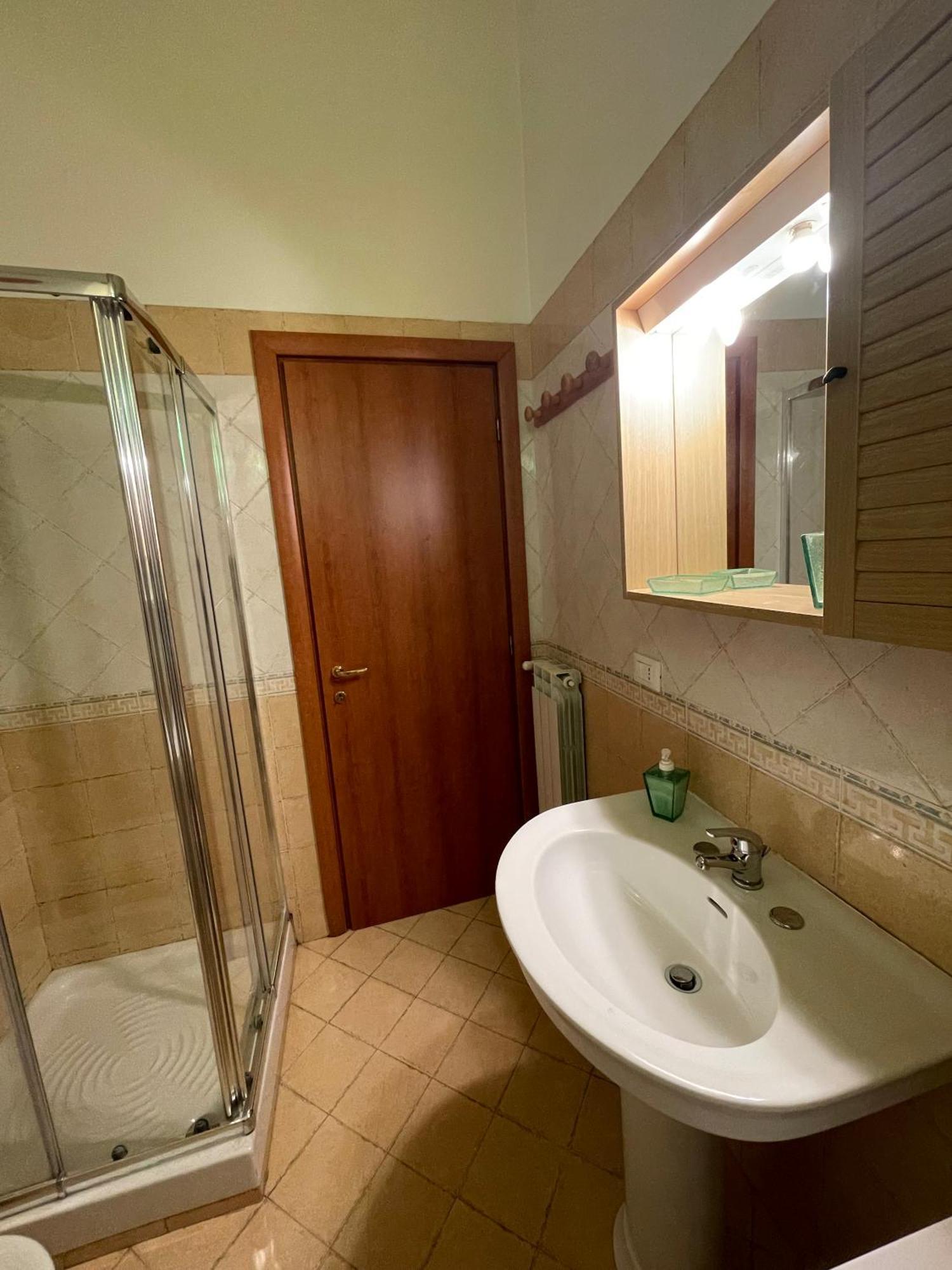 Hola Cathedral House Cadorna Apartment Palermo Bagian luar foto