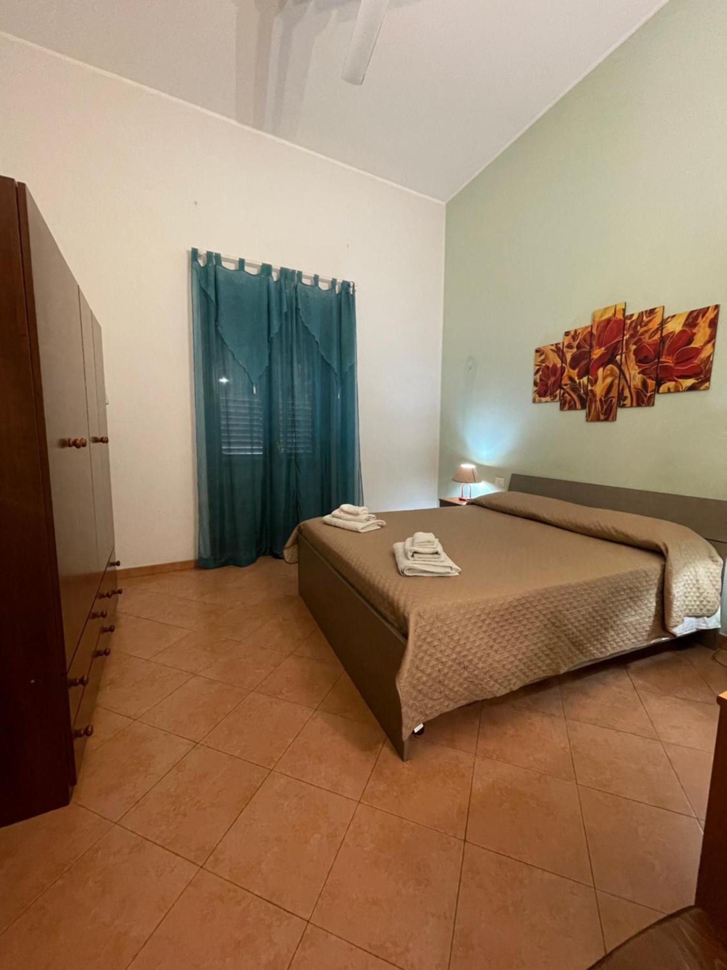 Hola Cathedral House Cadorna Apartment Palermo Bagian luar foto