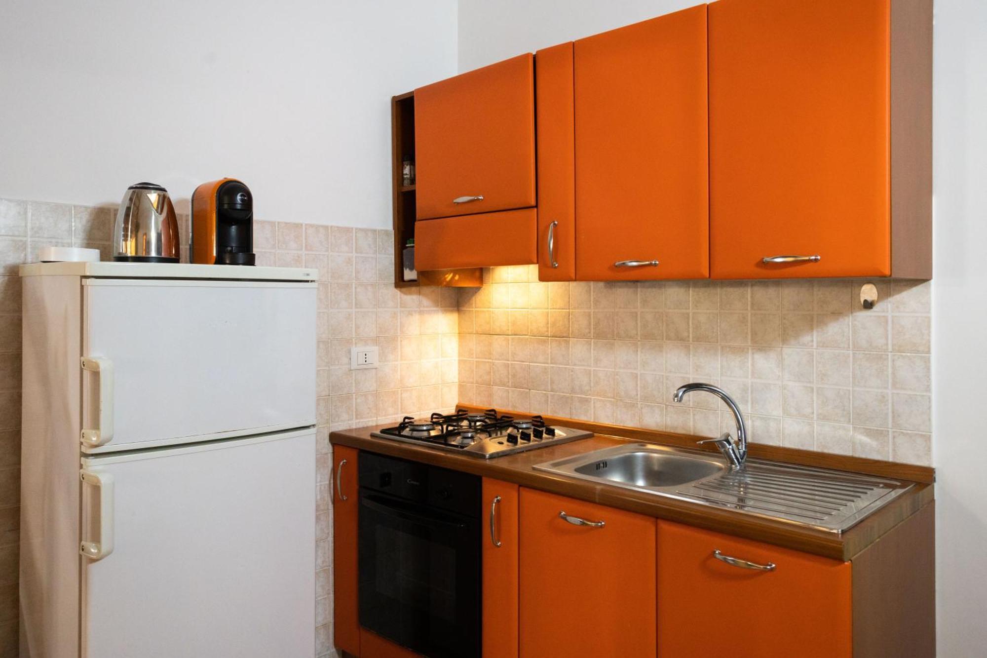 Hola Cathedral House Cadorna Apartment Palermo Bagian luar foto